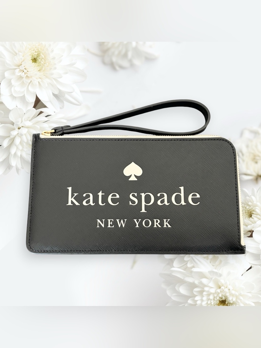NWT Kate Spade Wristlet